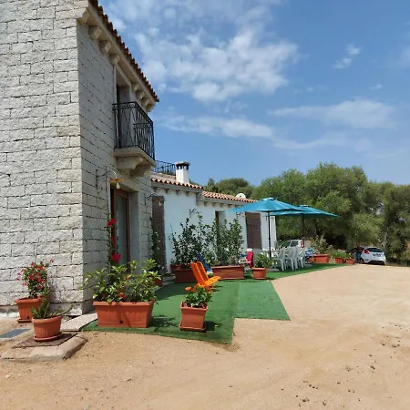 Appartamento Stazzo Vista Mare San Teodoro  Esterno foto